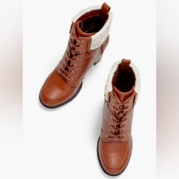 Shandee Sherpa Lug Sole Bootie MSRP $59.95 - Picture 4 of 8